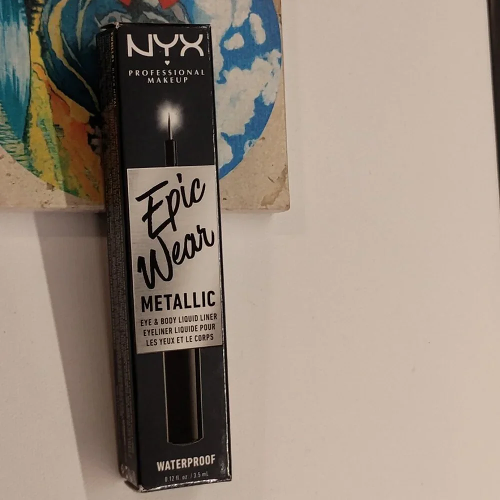 SEALED ~ NYX Makeup Epic Wear Metallic Eye & Body Liquid Liner - Black Metal